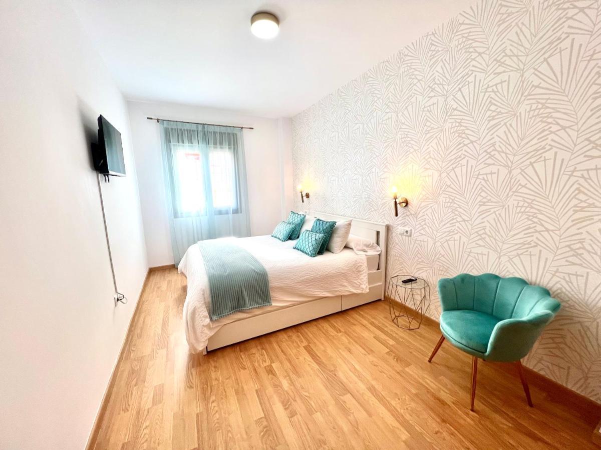 Apartamento Sorolla Center Аямонте Екстериор снимка